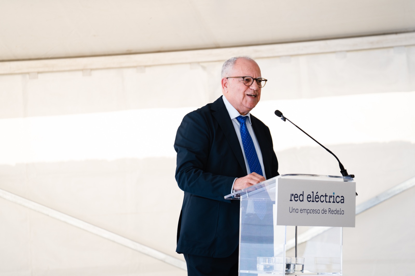 Imagen de Curbelo: “La entrada en funcionamiento del sistema eléctrico único La Gomera-Tenerife marca un antes y un después en la seguridad energética de la isla"
