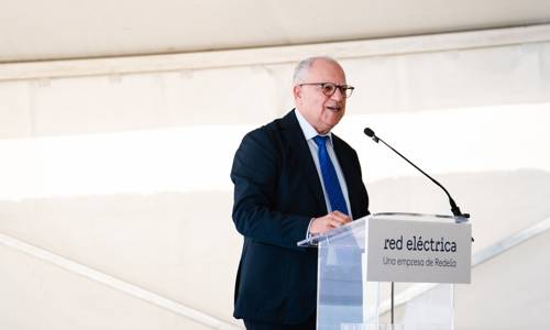 Imagen de Curbelo: “La entrada en funcionamiento del sistema eléctrico único La Gomera-Tenerife marca un antes y un después en la seguridad energética de la isla"