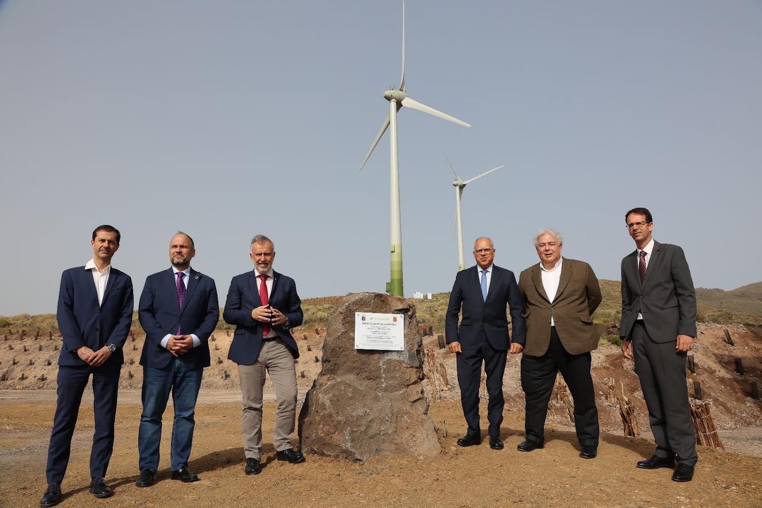 Imagen de La Gomera pone en marcha cinco parques eólicos capaces de abastecer su actual demanda energética 