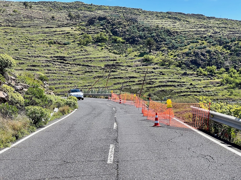 Imagen de El Cabildo comienza los trabajos de mejora de la vía de acceso a La Dama 