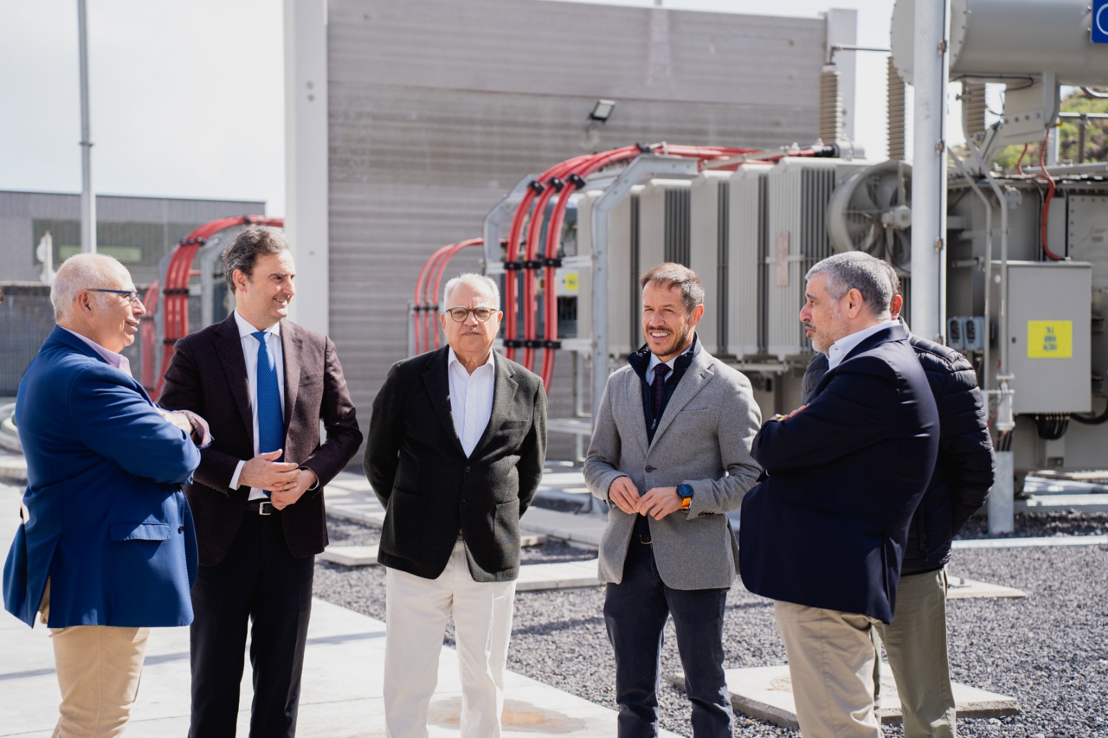 Imagen de Curbelo insiste en el cierre del anillo eléctrico como reto durante la apertura de la nueva subestación de Endesa 