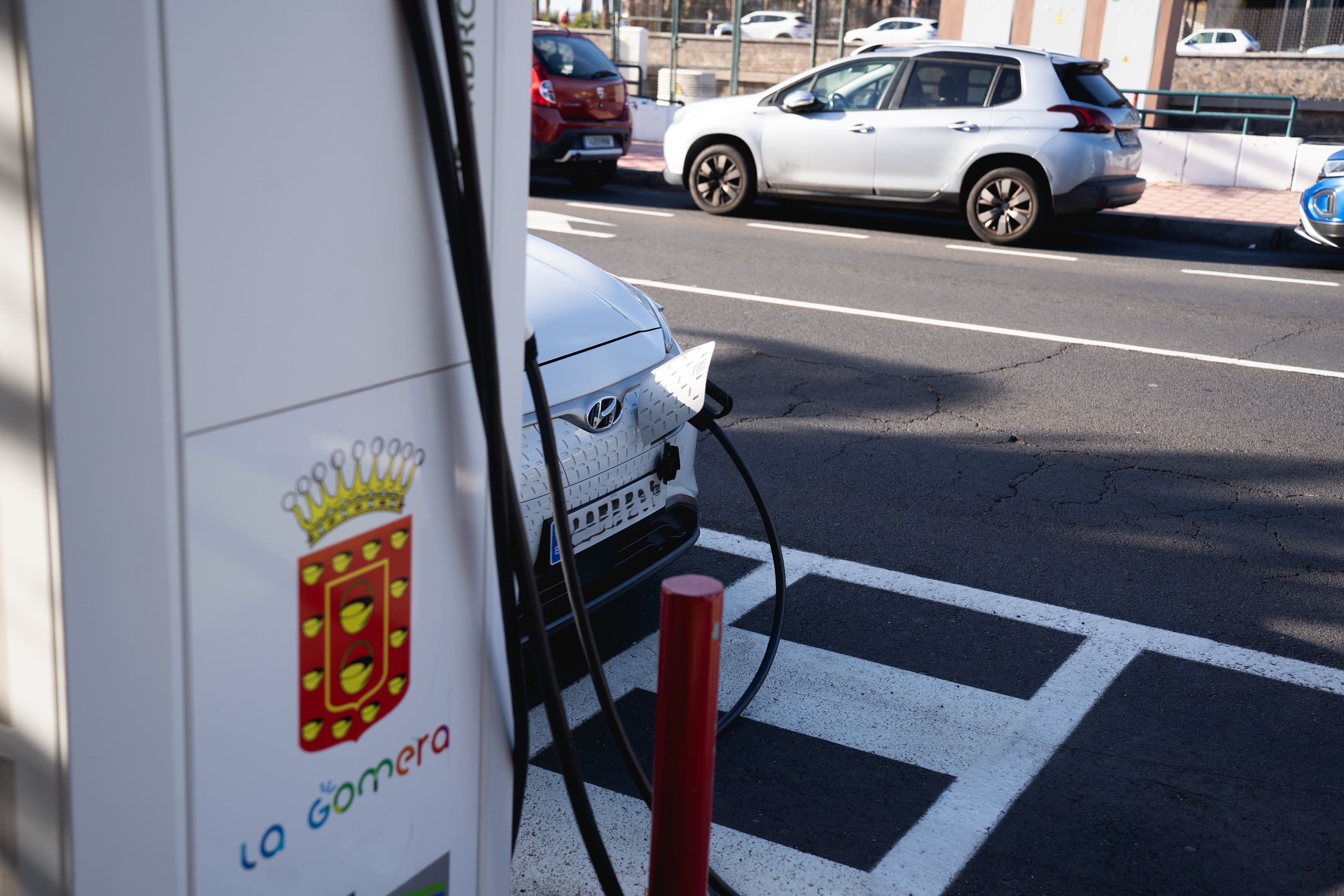 Imagen de El Cabildo mantiene abierto el plazo para solicitar las ayudas a la adquisición de vehículos eléctricos 