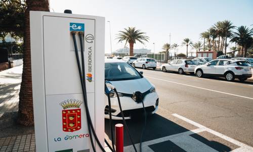 Imagen de El Cabildo activa una consulta pública para mejorar las bases de las ayudas para vehículos eléctricos