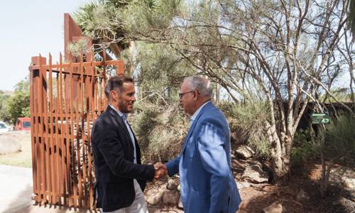Imagen de El Gobierno de Canarias y el Cabildo de La Gomera firman el protocolo para delimitar las Zonas de Aceleración de Renovables