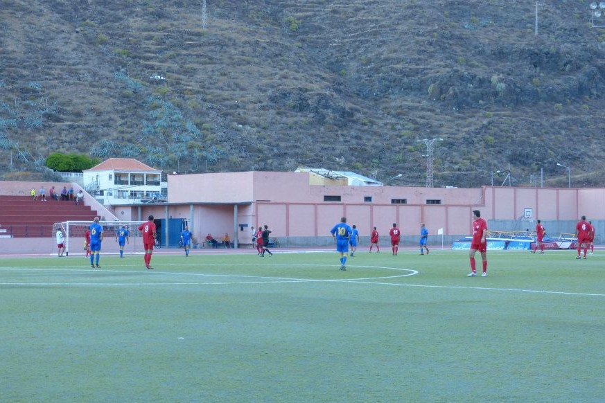 Imagen de Seis equipos participan este sábado en una nueva edición del Torneo Colombino de Fútbol de Veteranos