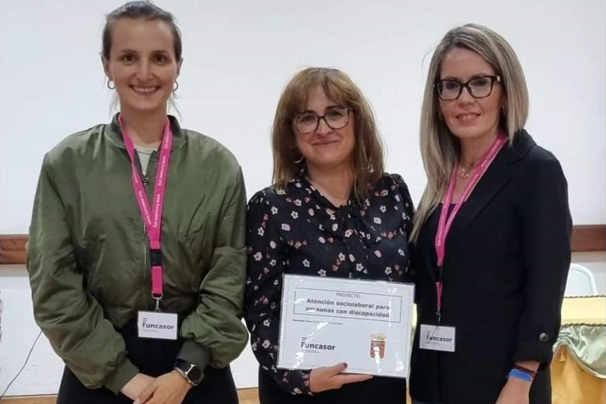 Imagen de Cabildo de La Gomera y Funcasor avanzan en la orientación y apoyo a personas con sordera de la isla