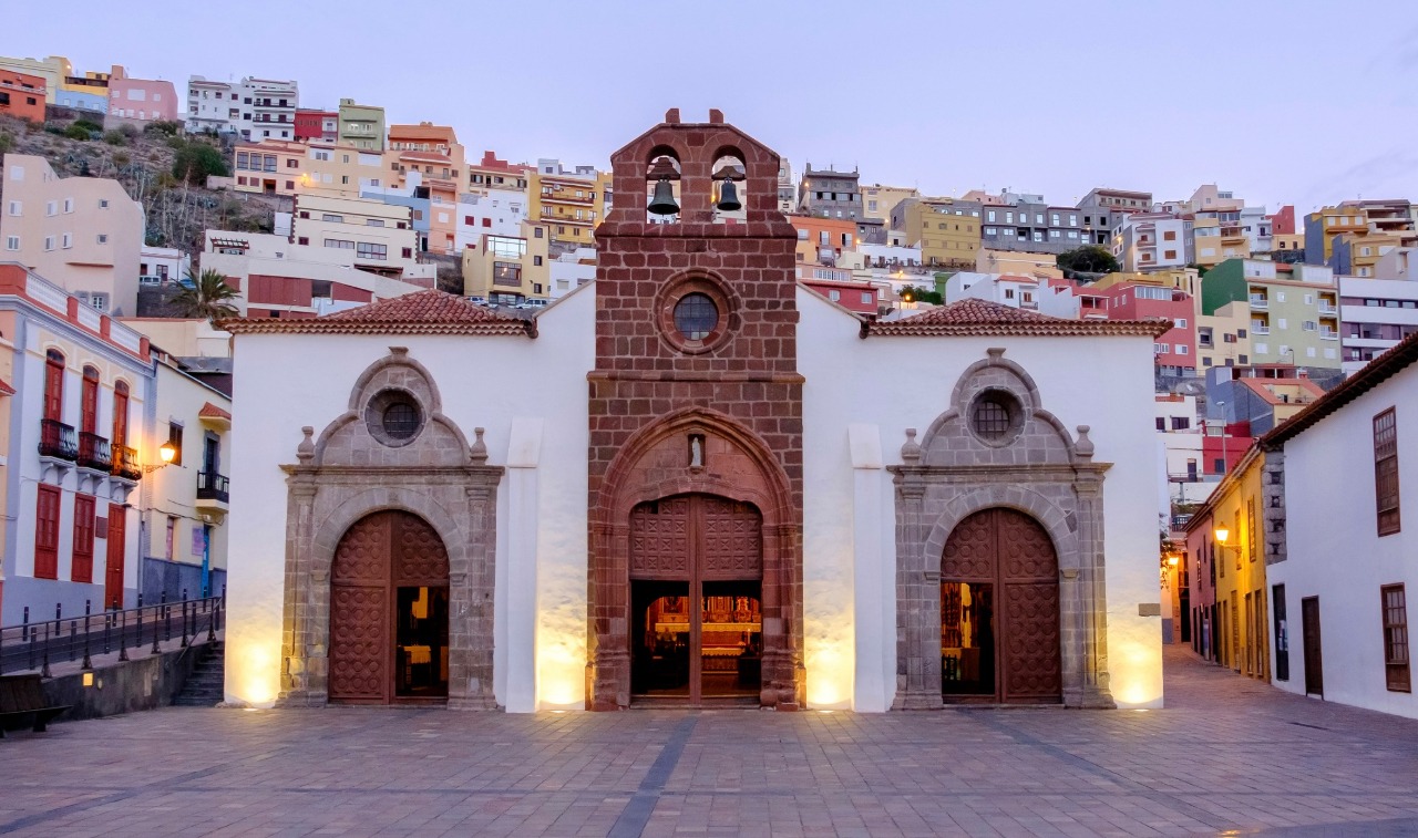 Imagen de El Cabildo acuerda con el Obispado un convenio para rehabilitar el patrimonio eclesiástico de La Gomera