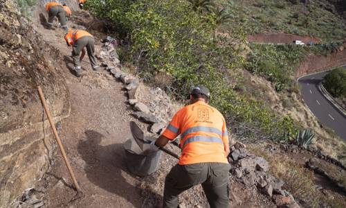 Imagen de El Cabildo avanza en la conservación y mantenimiento de la red insular de senderos