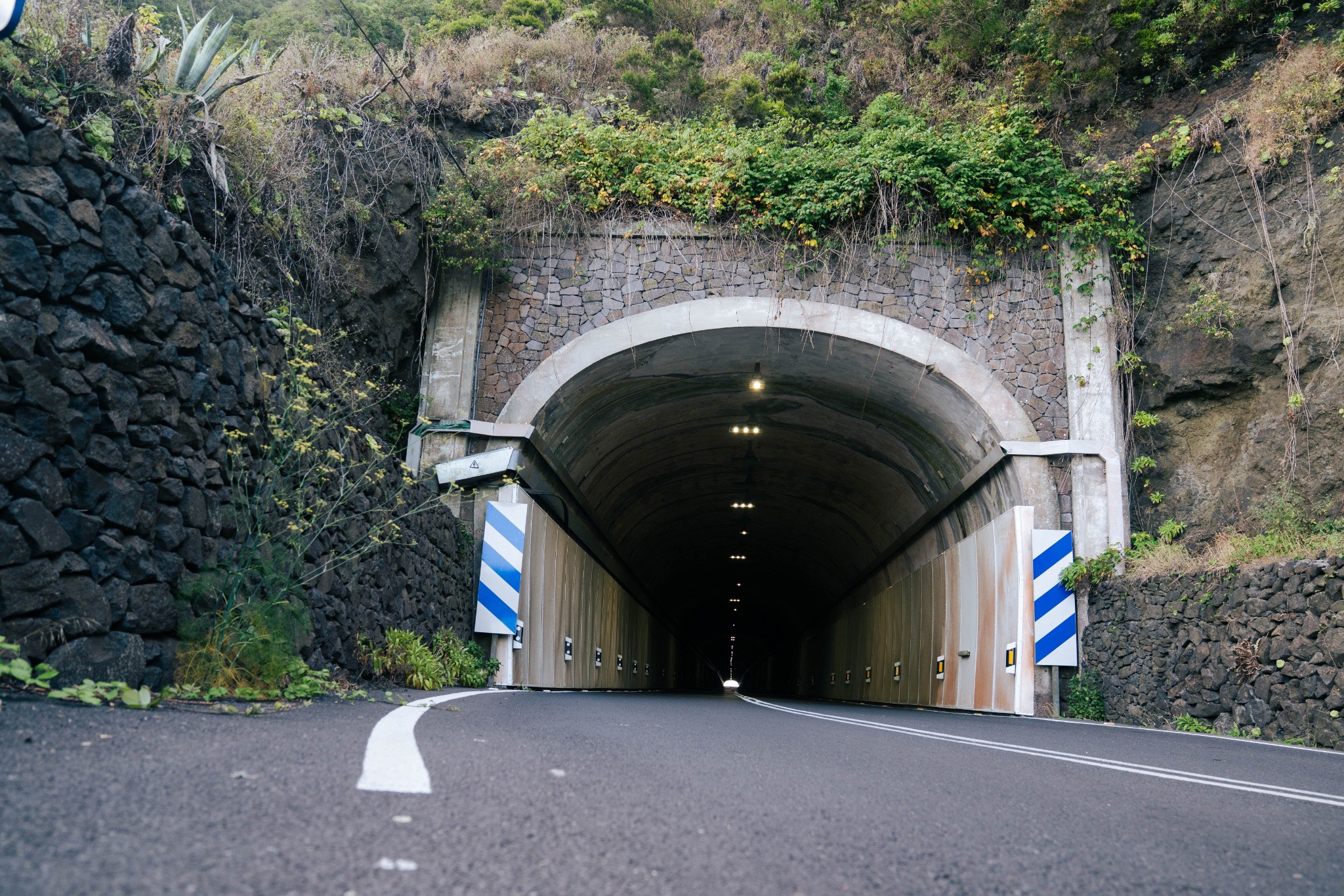 Imagen de Regulación puntual del tráfico en el Túnel de la Cumbre por trabajos de limpieza