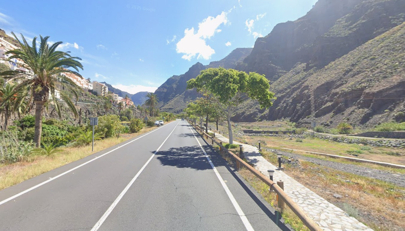 Imagen de El Cabildo impulsa mejoras en seguridad vial y movilidad en la GM-1 entre Las Orijamas y la Casa de la Cultura de Valle Gran Rey 