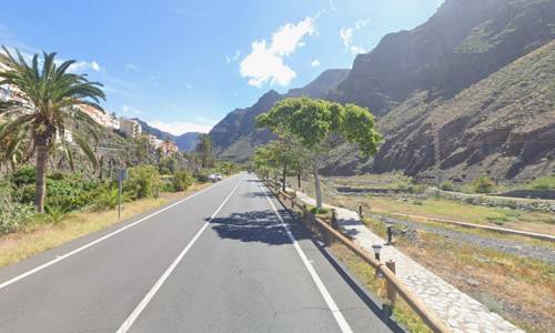 Imagen de El Cabildo impulsa mejoras en seguridad vial y movilidad en la GM-1 entre Las Orijamas y la Casa de la Cultura de Valle Gran Rey