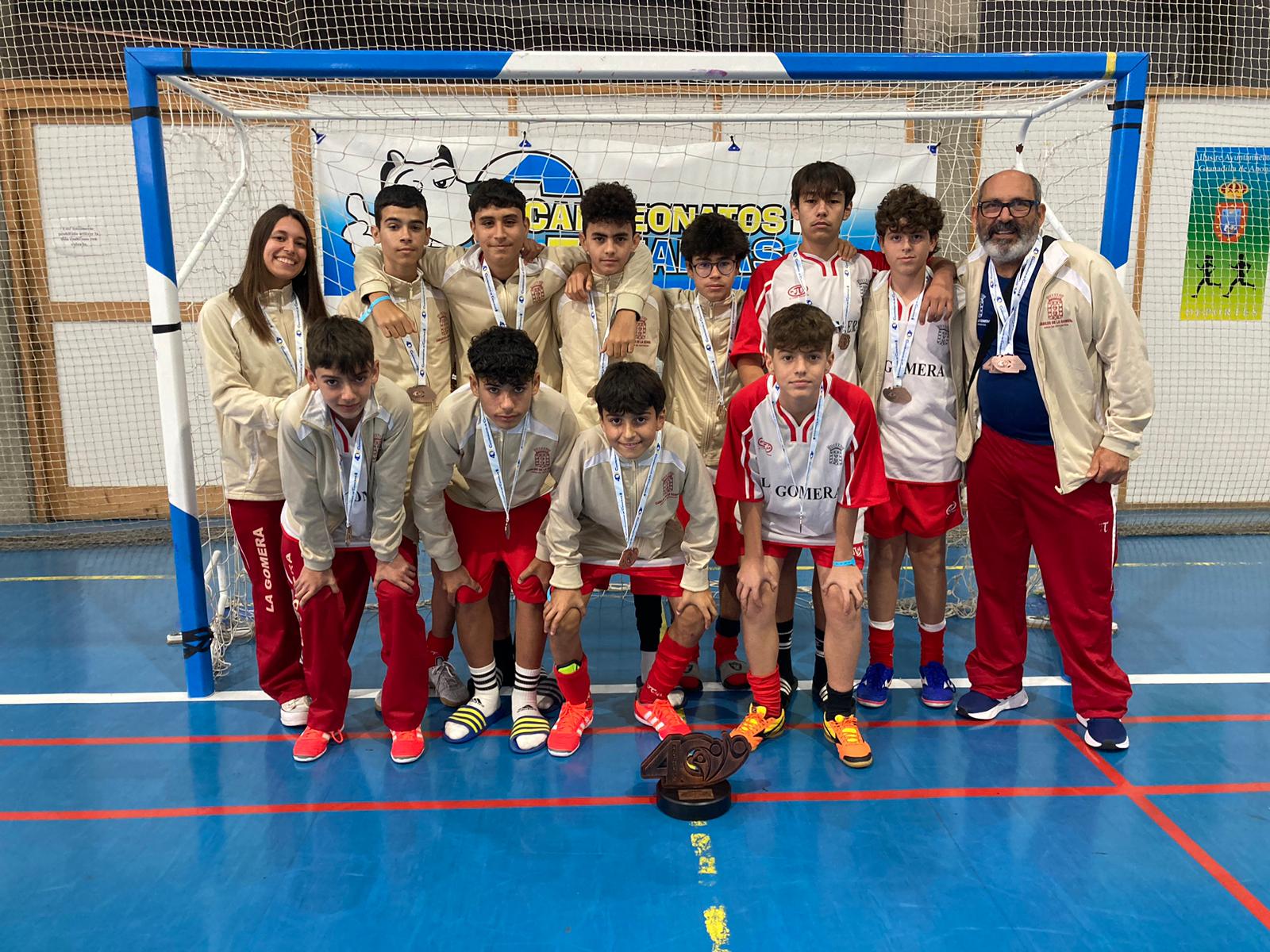 Imagen de La selección gomera de Campo a Través y fútbol sala participan en los Campeonatos de Canarias