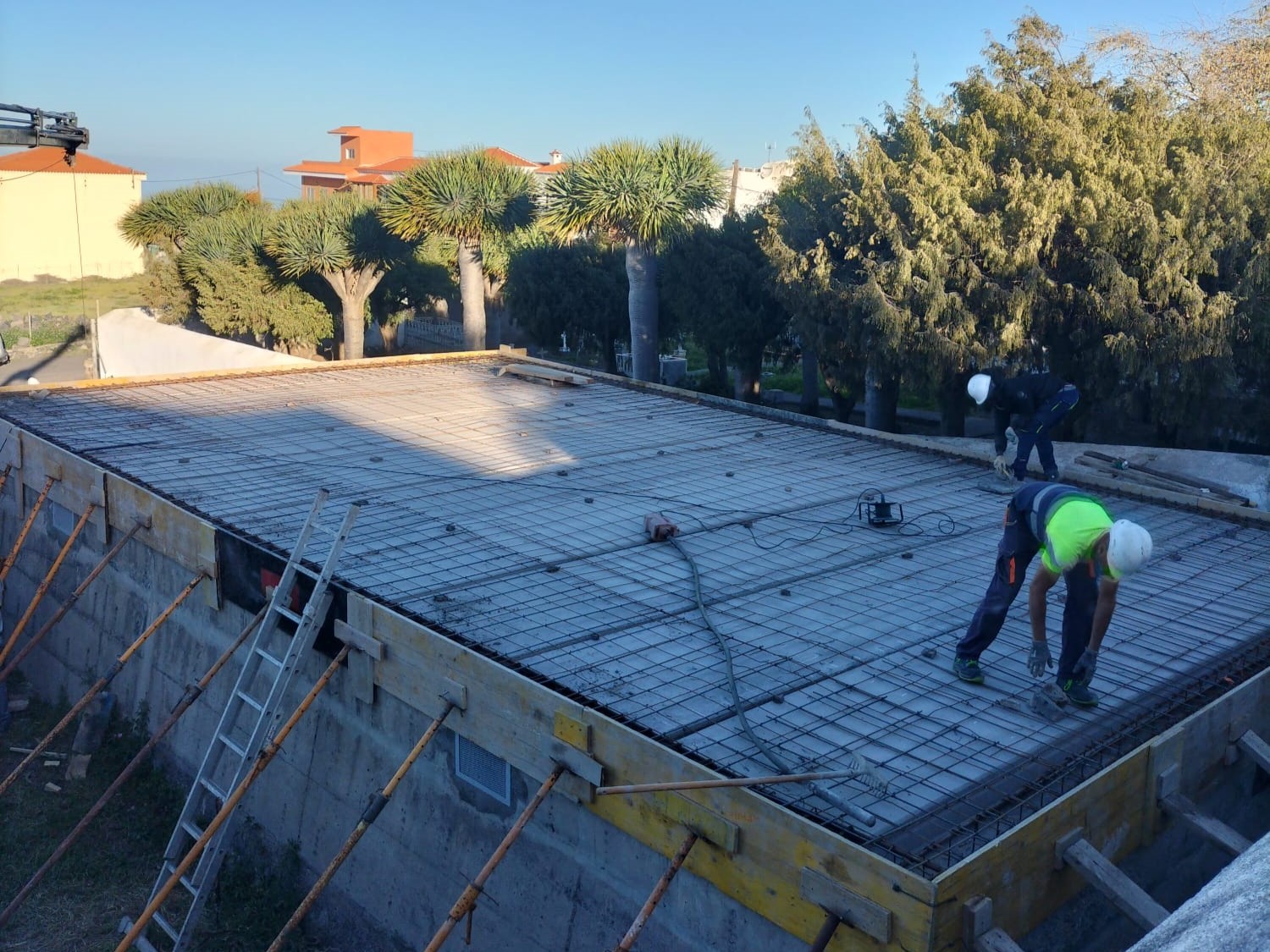 Imagen de El Cabildo ejecuta los trabajos de reparación y mejora del depósito contraincendios de Chipude