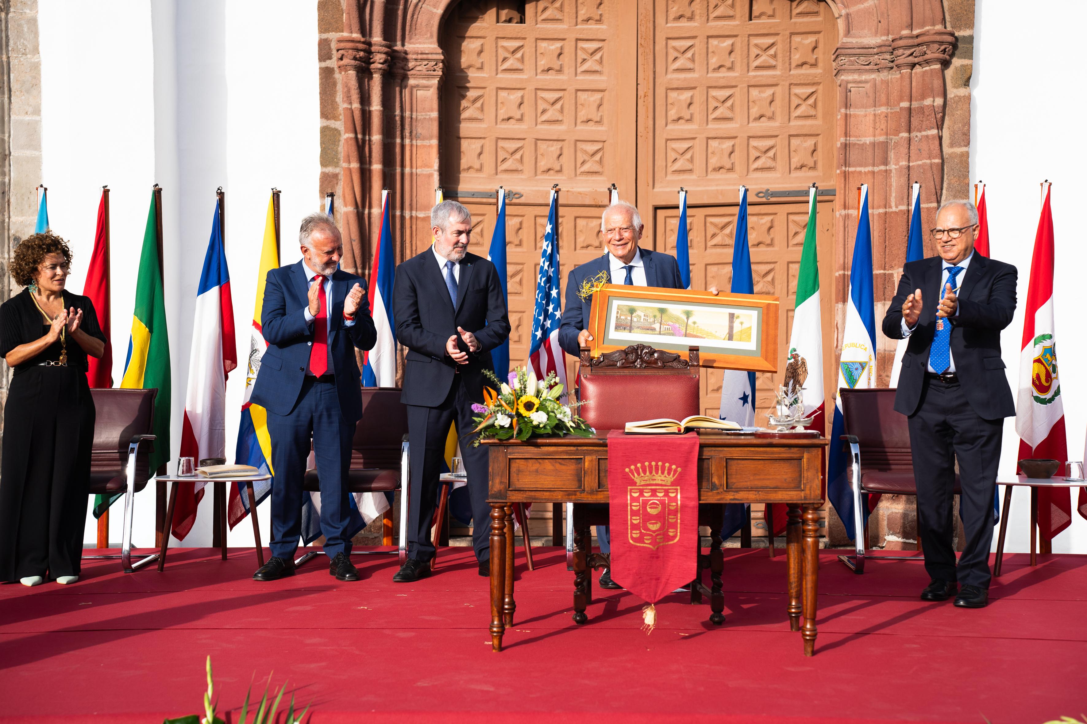 Imagen de La Gomera hace un llamamiento a la paz en el 533 aniversario de la partida de Colón 