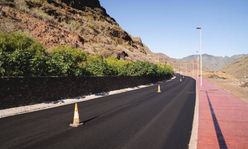 Imagen de El Cabildo informa de cortes de tráfico por labores de pavimentación en la carretera CV-1, en San Sebastián
