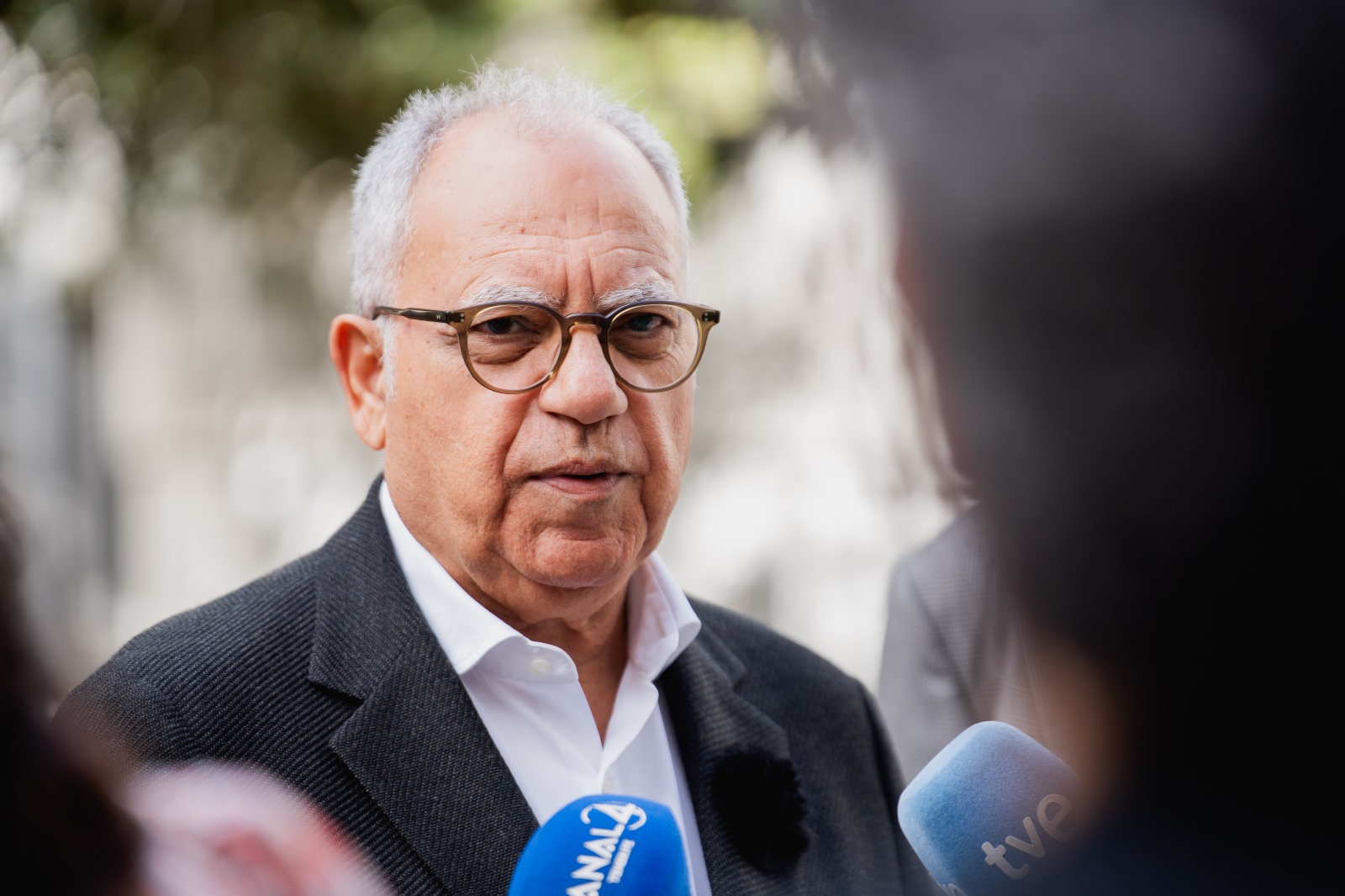 Imagen de Curbelo muestra su preocupación por el proyecto piloto de pesca de cerco industrial en aguas canarias