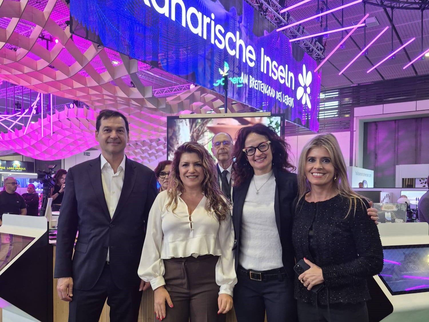 Imagen de La Gomera mantiene una intensa agenda profesional y de reuniones en la ITB de Berlín