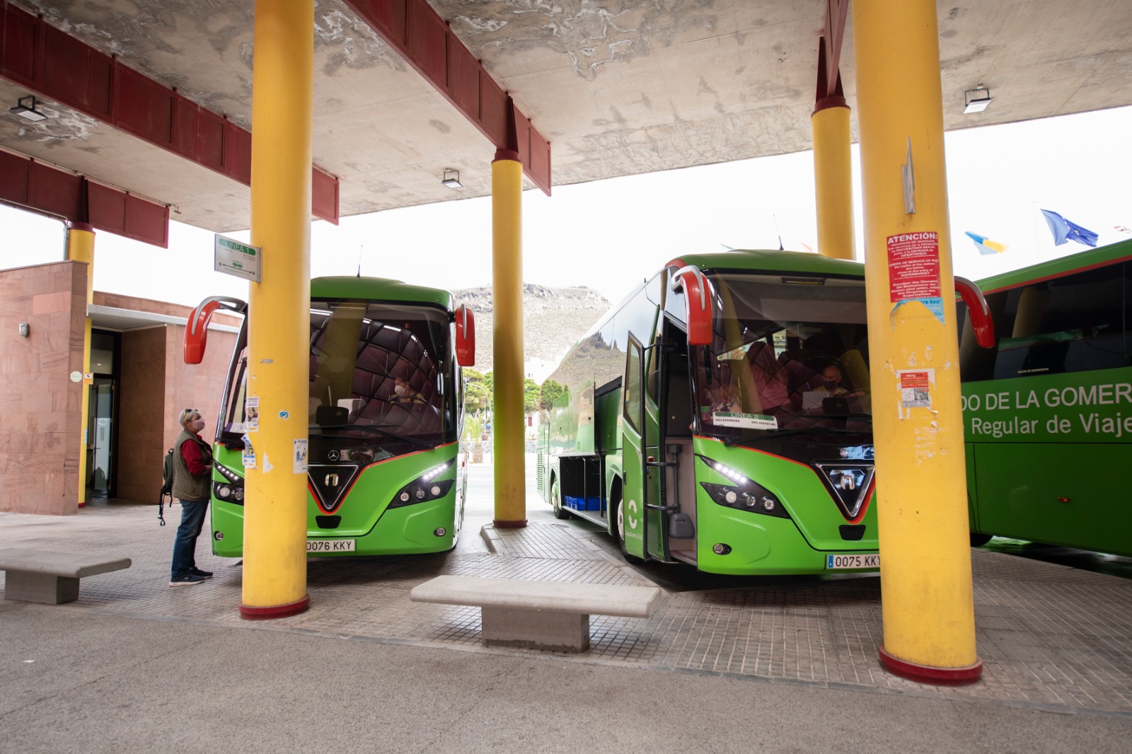 Imagen de GuaguaGomera actualiza los horarios de varias de sus rutas para adaptarlos a la demanda 