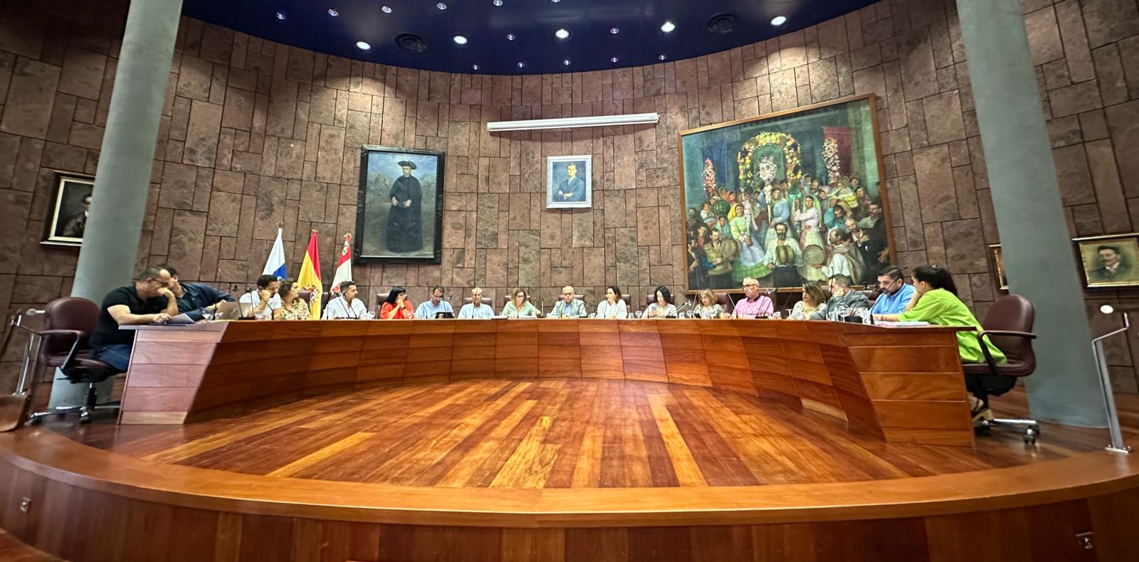 Imagen de El Pleno del Cabildo aprueba el reglamento de uso de la marca ‘Artis-Manus La Gomera’