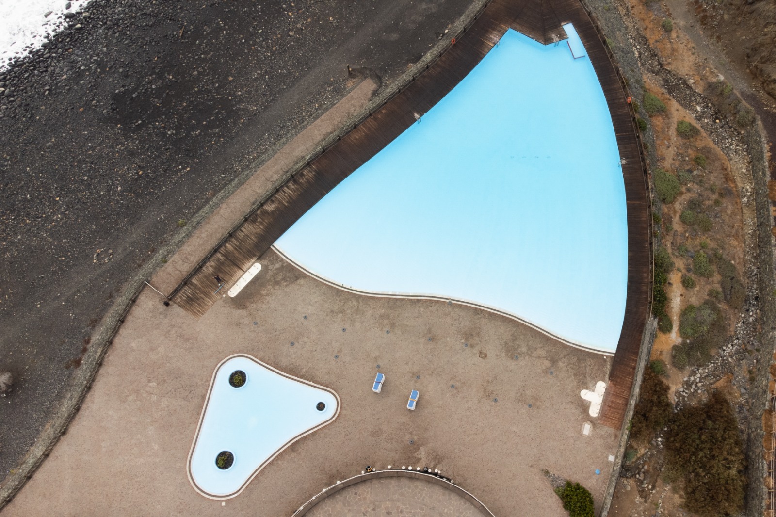 Imagen de El Cabildo aprueba el proyecto para la impermeabilización de las piscinas del Parque Marítimo de Vallehermoso 