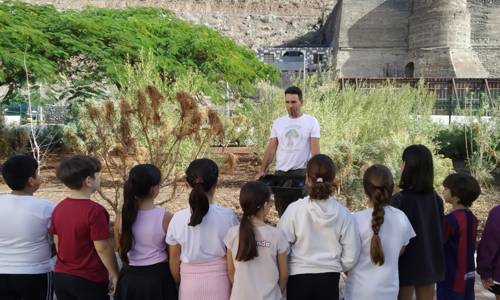 Imagen de La Unidad de Medio Ambiente colabora en labores de concienciación medioambiental entre escolares
