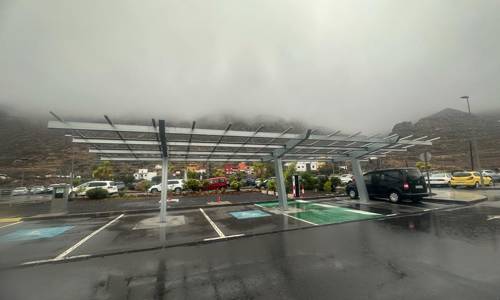 Imagen de El Cabildo inicia la instalación de puntos de recarga autosuficientes para vehículos