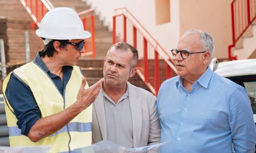 Imagen de Cabildo y Ayuntamiento de Vallehermoso firman un convenio para la mejora de pistas de acceso a barrios