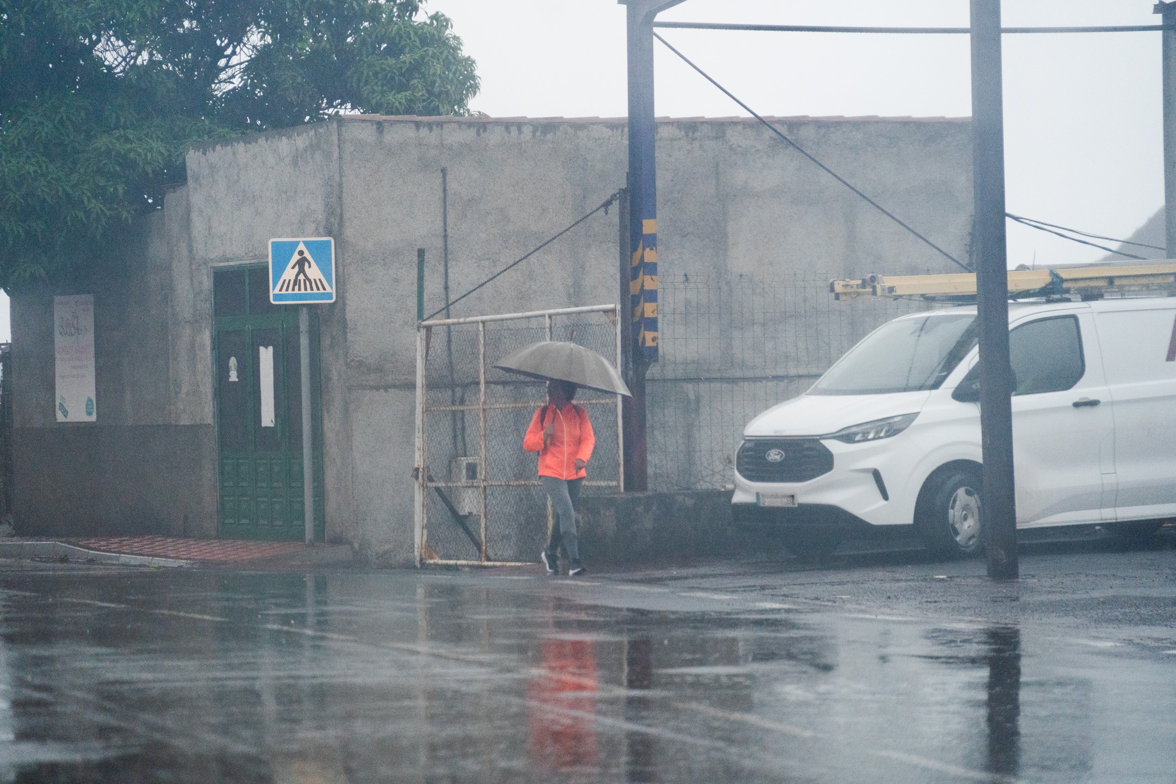 Imagen de El Cabildo registra una veintena de incidencias por el paso de Claudia y mantiene activo el PEIN