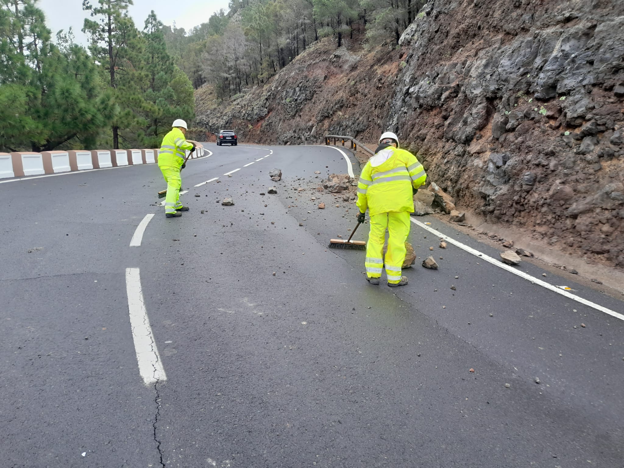 Imagen de El CECOPIN de La Gomera registra solo una decena de incidencias durante las primeras horas de alerta