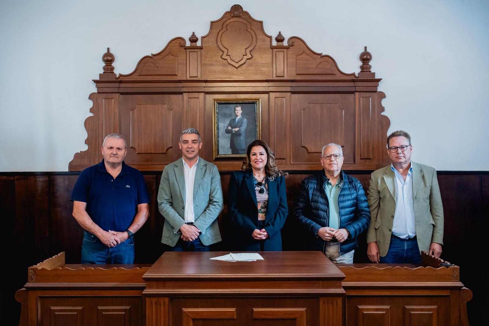 Imagen de Administraciones y agricultores colaboran en el desarrollo de un proyecto piloto de riego eficiente en platanera en Hermigua
