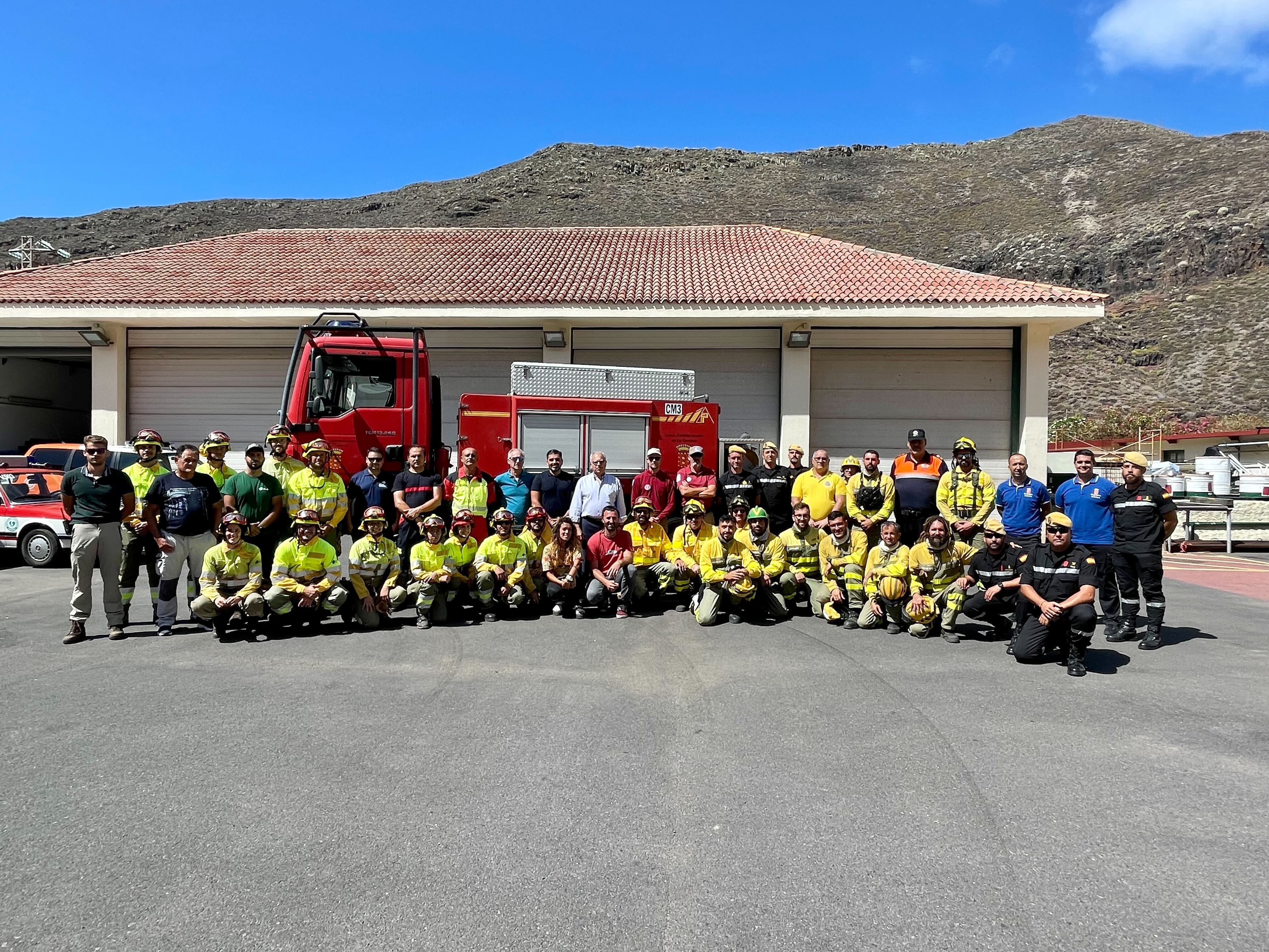 Imagen de La Gomera activa un operativo de 200 efectivos para la campaña de extinción de incendios 