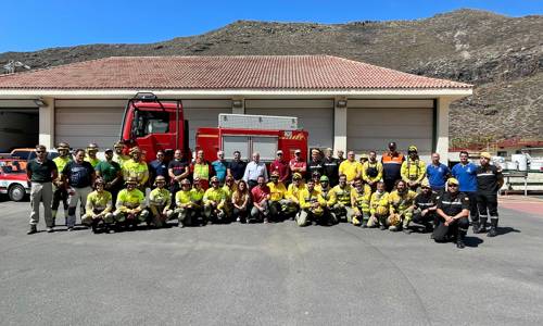 Imagen de La Gomera activa un operativo de 200 efectivos para la campaña de extinción de incendios