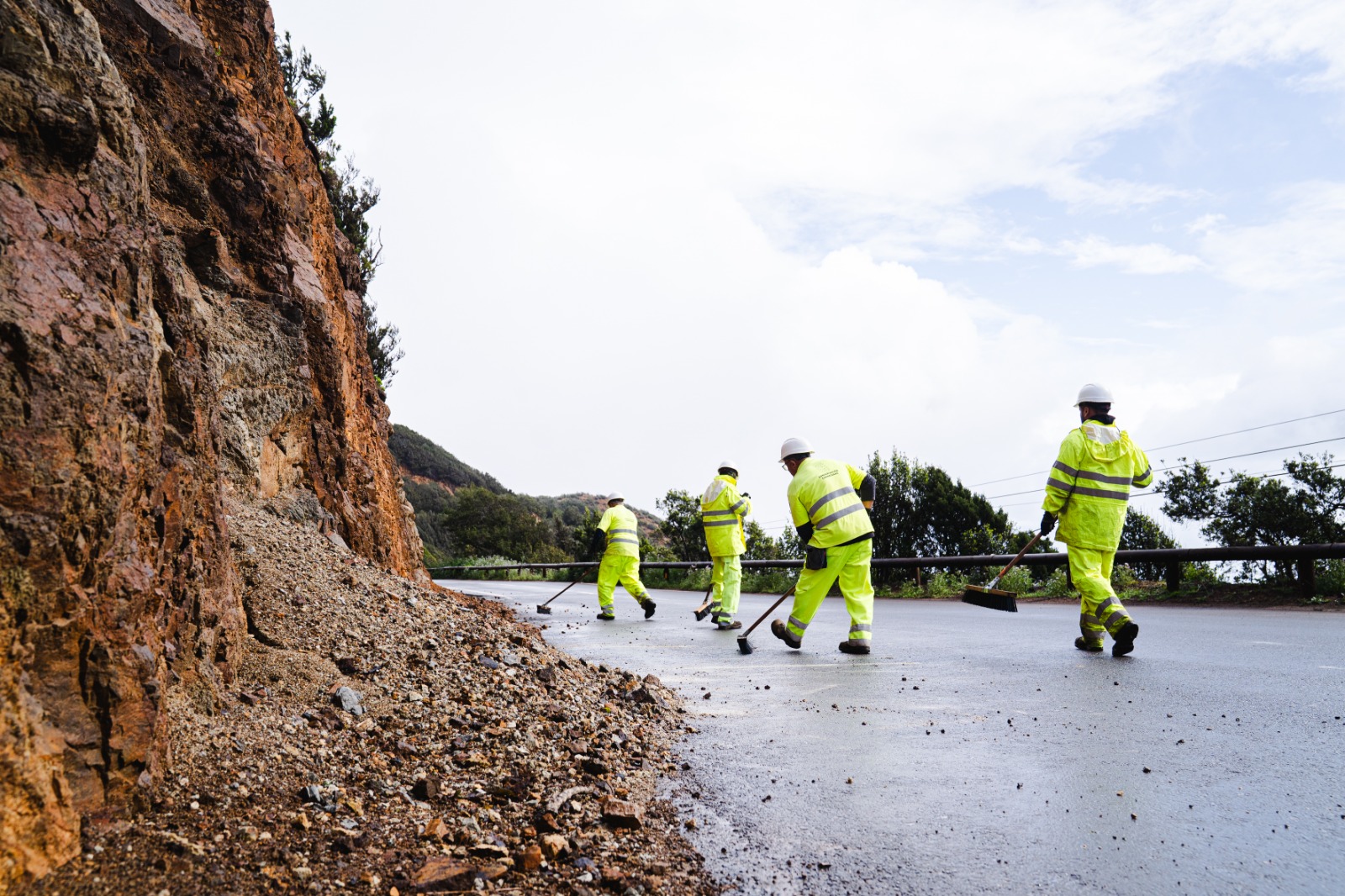 Imagen de El Cabildo refuerza el operativo de conservación de carreteras de cara a la Semana Santa