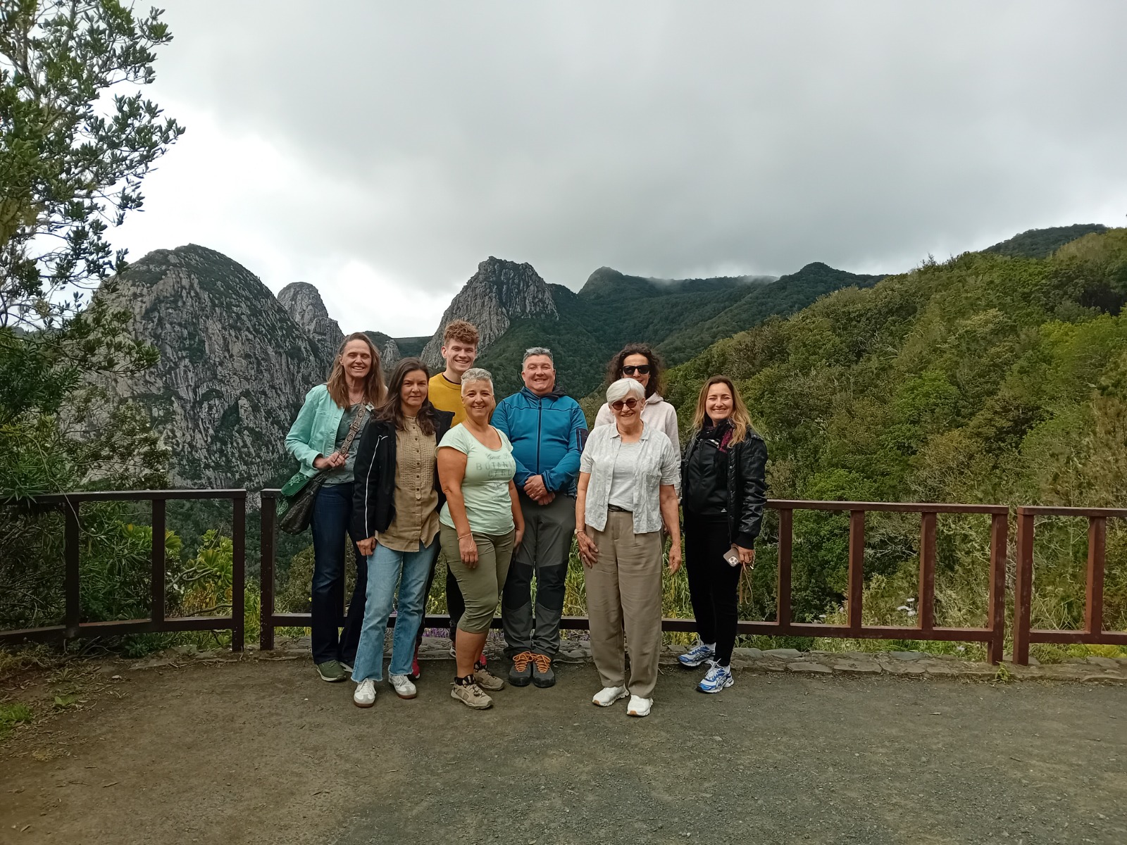 Imagen de La Gomera recibe la visita de siete agencias suizas especializadas en turismo activo 