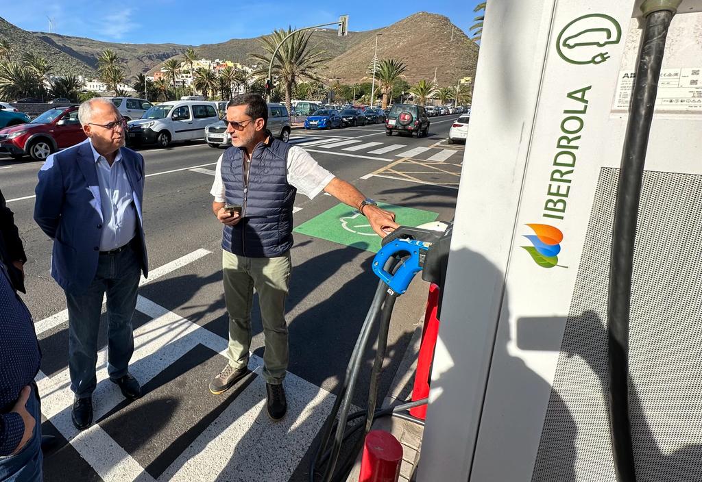 Imagen de El Cabildo recibe más de 80 solicitudes para acogerse a las ayudas a la adquisición de vehículos eléctricos