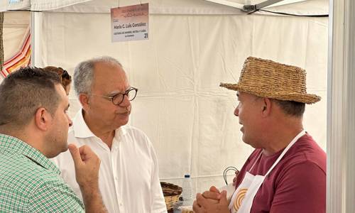 Imagen de El Cabildo de La Gomera planifica la agenda anual de actividades artesanales para impulsar el sector