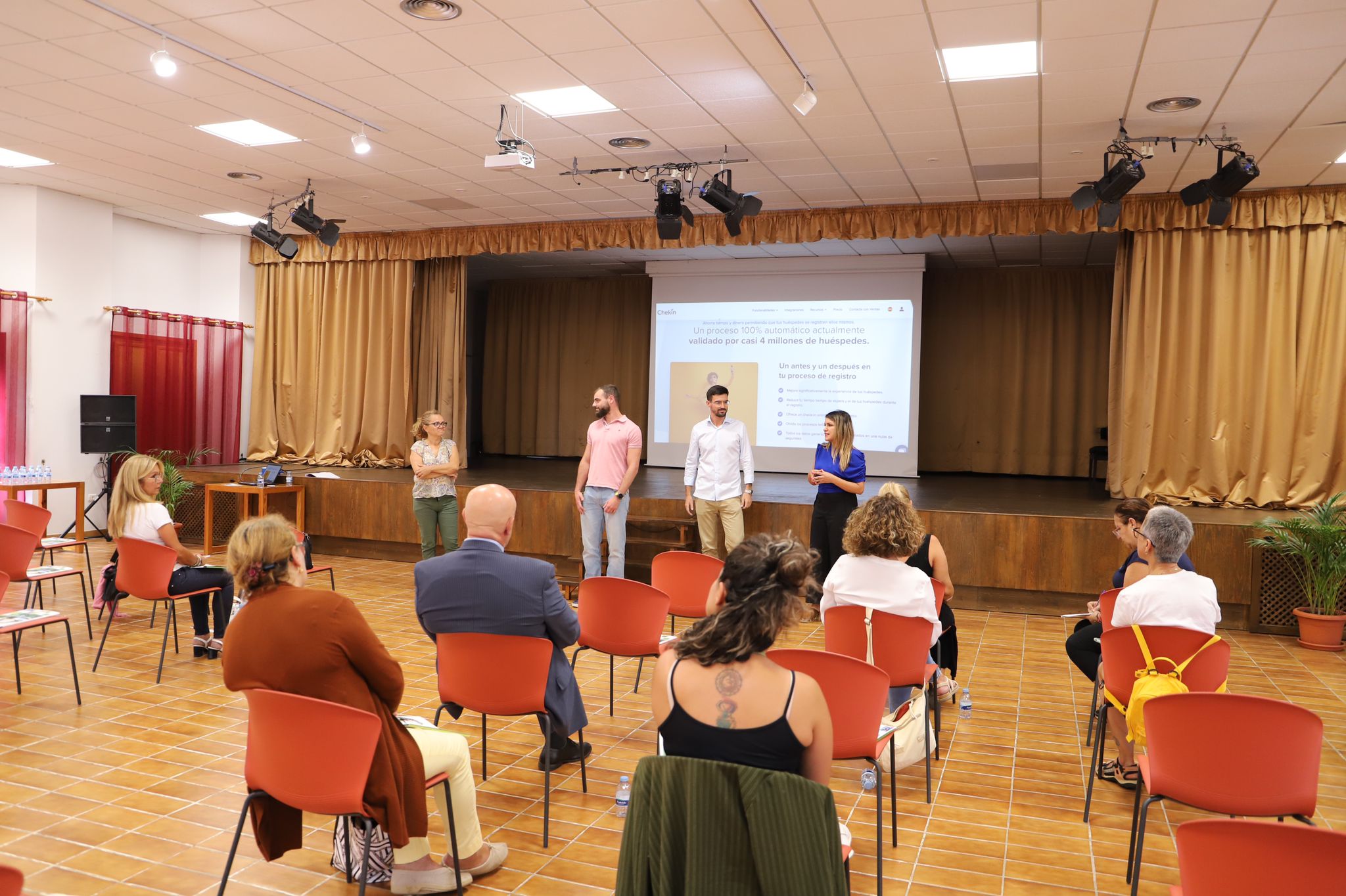 Imagen de El Cabildo renueva el servicio gratuito de registro de huéspedes en alojamientos de la isla