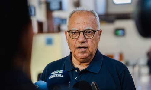 Imagen de Curbelo rechaza la subida de tasas aeroportuarias y reclama un tratamiento específico para los aeropuertos canarios