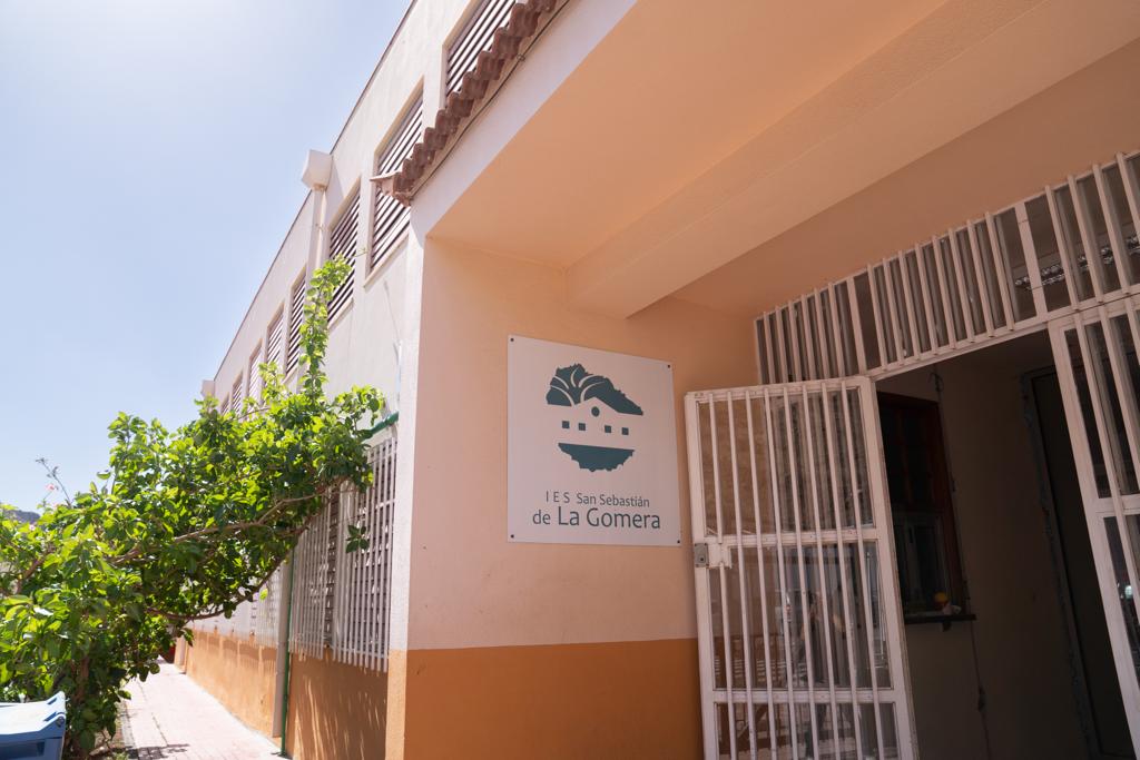 Imagen de El Cabildo da continuidad al servicio de transporte para el alumnado que se forma en La Gomera