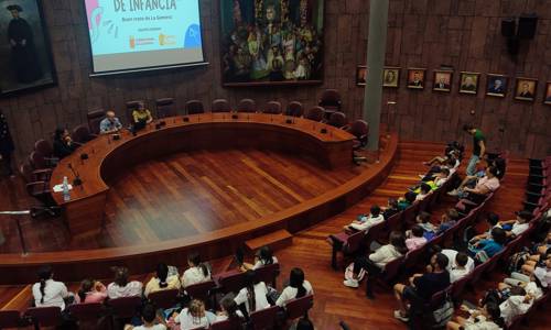 Imagen de La Gomera celebra la segunda edición de la jornada sobre infancia promovida por el Cabildo