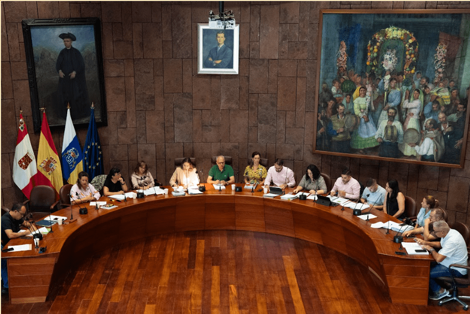 Imagen de El Pleno del Cabildo da luz verde a las cuentas de 2026  con 82,7 millones para reforzar el bienestar social y el futuro de La Gomera 