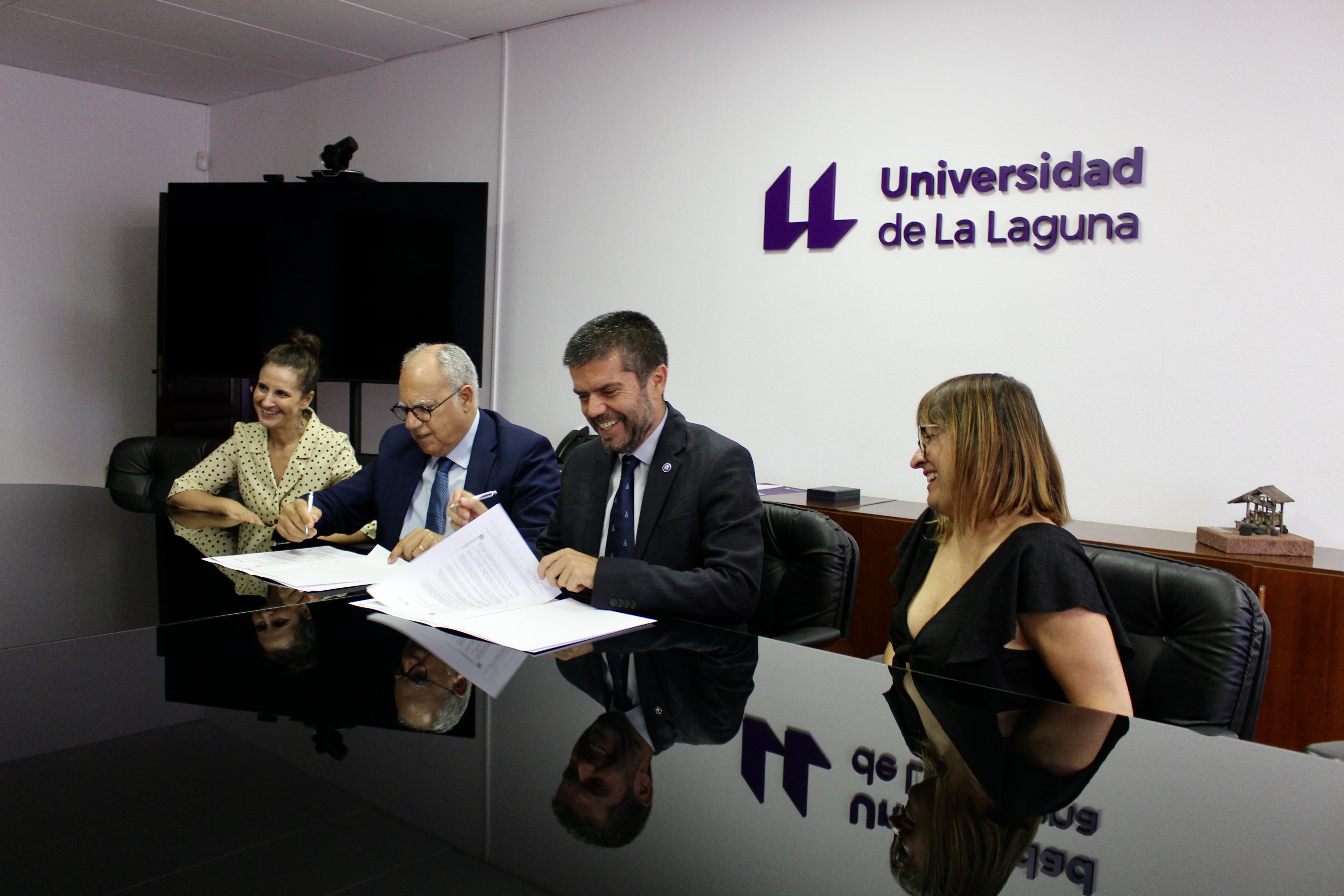 Imagen de Cabildo y Universidad de La Laguna refuerzan la preservación y divulgación del Silbo Gomero 