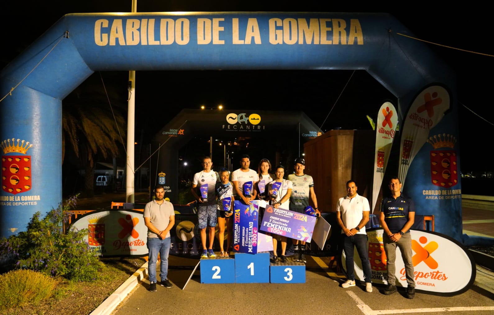 Imagen de Ricardo Hernández y Mia Anne Leadbeater se alzan con la victoria del Triatlón ‘Isla de La Gomera’ 2024