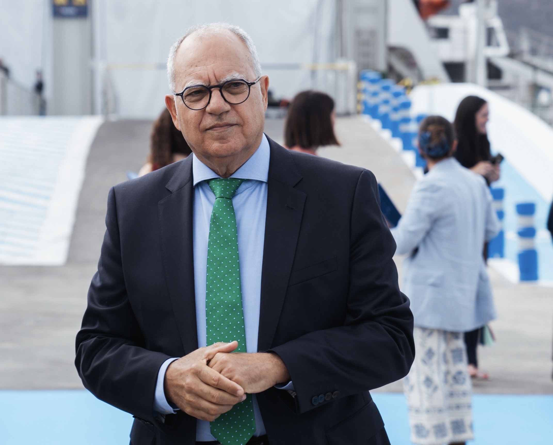 Imagen de Curbelo insiste en que el Puerto de Los Cristianos “no se va a ampliar” y reclama actuar dentro de la actual superficie