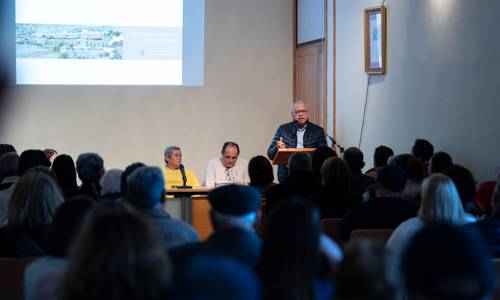 Imagen de Cabildo y Ayuntamiento de Agulo presentan el proyecto del centro sociosanitario del norte