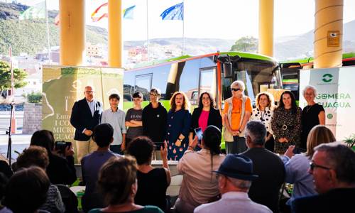 Imagen de El talento joven y la creación literaria protagonizan la entrega del I Concurso de Microrrelatos en La Gomera