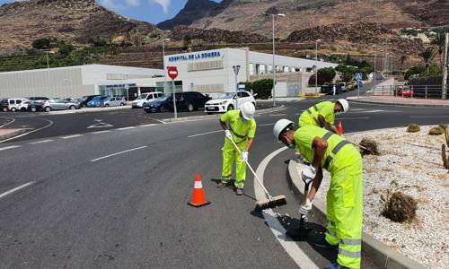 Imagen de El Cabildo activa el nuevo servicio de mantenimiento y conservación de carreteras