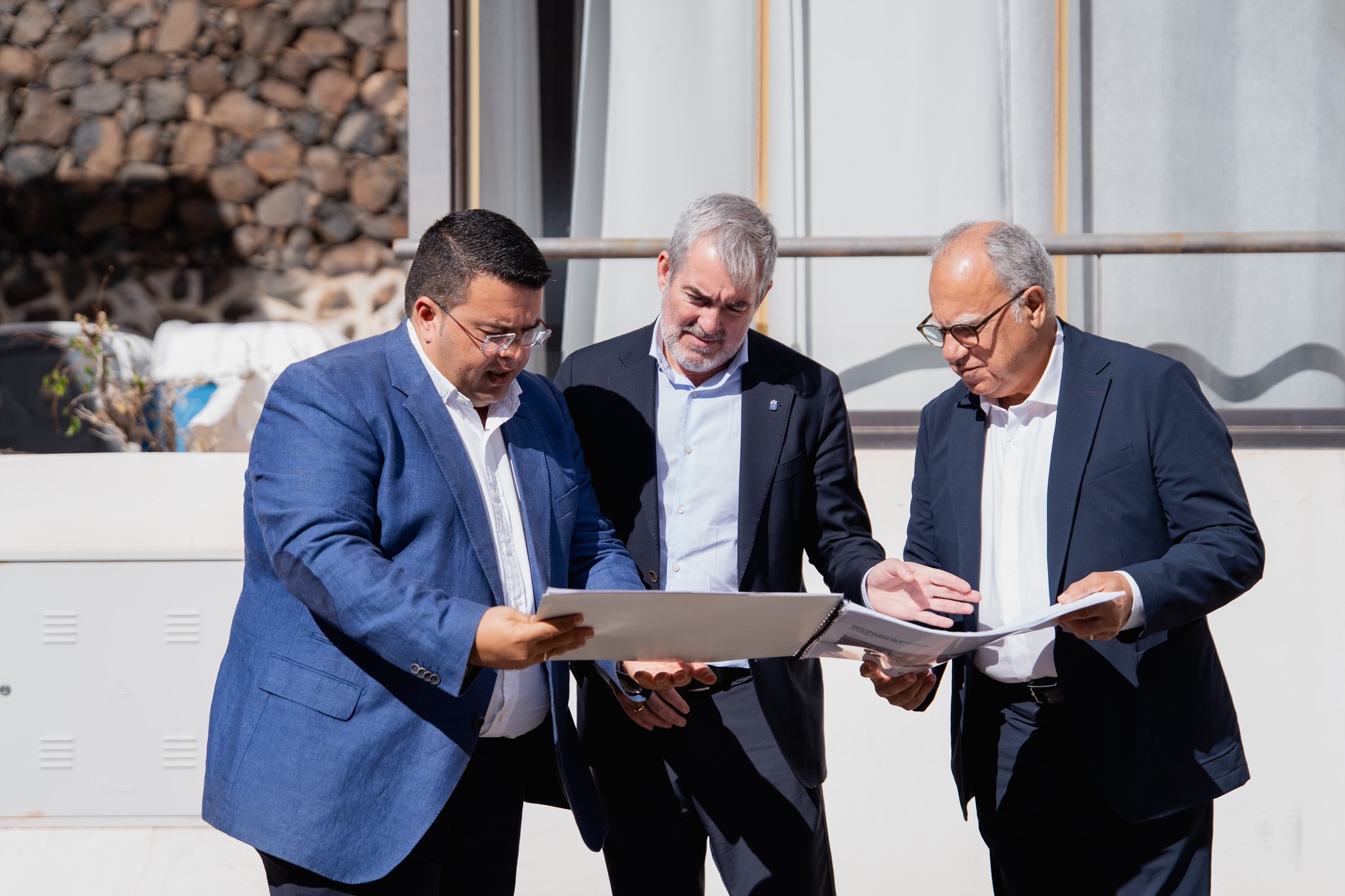Imagen de El Pleno del Ayuntamiento de Valle Gran Rey aprueba la cesión del inmueble destinado a la ampliación del Centro de Salud del municipio