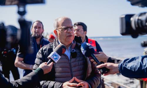 Imagen de El Cabildo apertura la red de senderos y GuaguaGomera reactiva la ruta de Valle Gran Rey con el aeropuerto