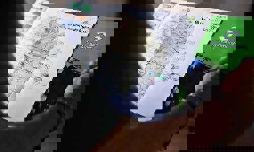 Imagen de GuaguaGomera edita un nuevo folleto bilingüe con información actualizada de las rutas de guaguas